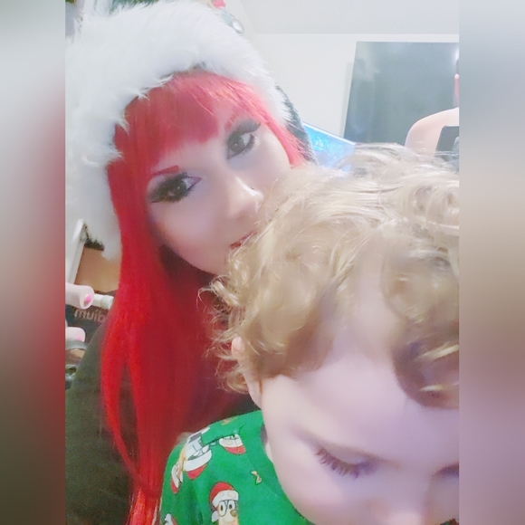 MEET YOUR POSHER 🔥🔥🔥 - Picture 11 of 14